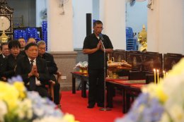 พระเทพวชิราลังการ นำคณะสงฆ์วัดศรีเอี่ยม บำเพ็ญกุศลอุทิศถวาย 'พระบรมราชชนนีพันปีหลวง'  พล.ต.อ.ธวัชชัย ภัยลี้ อดีตรอง ผบ.ตร. ร่วมเป็นประธาน สมาคมตำรวจ-สตรีนักธุรกิจฯ  ร่วมแน่น!!