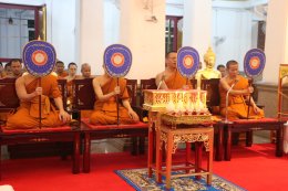 พระเทพวชิราลังการ นำคณะสงฆ์วัดศรีเอี่ยม บำเพ็ญกุศลอุทิศถวาย 'พระบรมราชชนนีพันปีหลวง'  พล.ต.อ.ธวัชชัย ภัยลี้ อดีตรอง ผบ.ตร. ร่วมเป็นประธาน สมาคมตำรวจ-สตรีนักธุรกิจฯ  ร่วมแน่น!!