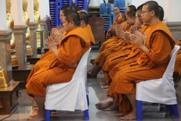 พระเทพวชิราลังการ นำคณะสงฆ์วัดศรีเอี่ยม บำเพ็ญกุศลอุทิศถวาย 'พระบรมราชชนนีพันปีหลวง'  พล.ต.อ.ธวัชชัย ภัยลี้ อดีตรอง ผบ.ตร. ร่วมเป็นประธาน สมาคมตำรวจ-สตรีนักธุรกิจฯ  ร่วมแน่น!!