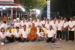 พุทธศาสนิกชนนับพัน ร่วมสวดมนต์ข้ามปี วัดศรีวารีน้อย อำเภอบางเสาธง จังหวัดสมุทรปราการ โดยมีพระครูปลัดสุวัฒนกวีคุณ เจ้าคณะตำบลศีรษะจรเข้ใหญ่  เจ้าอาวาสวัดศรีวารีน้อย นำคณะสงฆ์ร่วมสวดเจริญพระพุทธมนต์