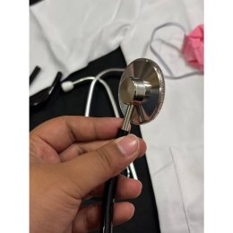 ชุดคุณหมอ ชุดอาชีพในฝันของหนูน้อย 