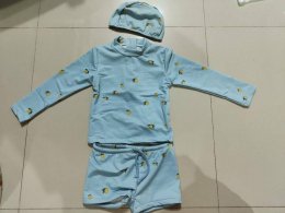 ชุดว่ายน้ำเด็ก lemon lover 3 ชิ้น ( เสื้อ กางเกง หมวก)(SW213)