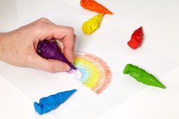 GNOME CRAYONS (สีเทียน รูปภูตโนม) (CRGNM01)