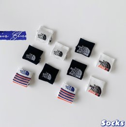 THE NORTH FAKE เซ็ตถุงเท้า 5 คู่ (SOCK109)