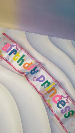 สายสะพาย Happy Birthday สไตล์เกาหลีสุดน่ารัก