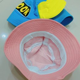 หมวกอาราเล่ มีปีกติดน่ารักๆ มีให้เลือกสองสีเลย