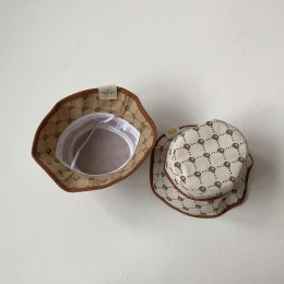 หมวกทรงตกปลา Guc Bear มีสายยางยืดรัดคางกันหล่น