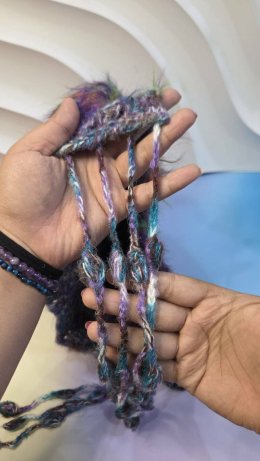 หมวกไหมพรมสายยาวปอมๆสไตล์เกาหลี ทรงสวยดีไซน์เก๋