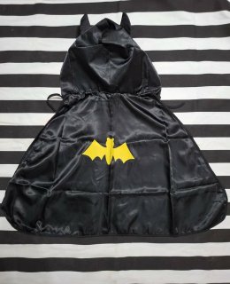 ผ้าคลุมฮีโร่ Hero Flip Cape ฮีโร่สองโหมดในผืนเดียว! 