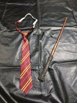 เซ็ตพ่อมดแฮรี่ พร๊อพแฮรี่ (บ้านกริฟฟินดอร์3ชิ้น) 