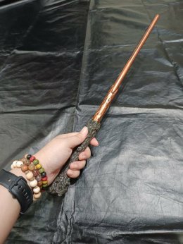 เซ็ตพ่อมดแฮรี่ พร๊อพแฮรี่ (บ้านกริฟฟินดอร์3ชิ้น) 