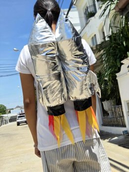 พร๊อพจรวดสะพายหลัง Rocket Bagพร๊อพสะพายรูปจรวด