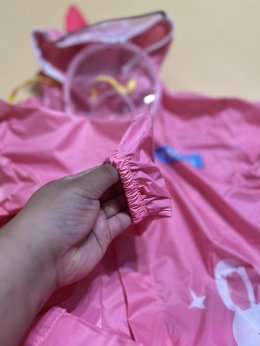 เสื้อกันฝนเด็ก faceshield raincoat รุ่นนี้แถมแผ่นพลาสติก