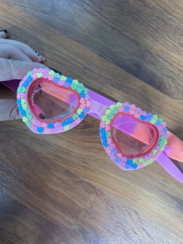 แว่นตาว่ายน้ำเด็ก Extra Fancyลายหัวใจรุ่นนี้เป็น 3d 