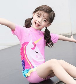 ชุดว่ายน้ำเด็ก Pink Unicorn (2 ชิ้นชุดว่ายน้ำ + หมวก)