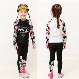 ชุดว่ายน้ำเด็ก Lovely aloha (2ชิ้น เสื้อ+กางเกง)