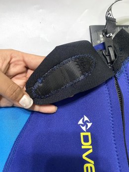 ชุดว่ายน้ำเก็บอุณหภูมิ **รุ่นเด็กโต แบรนด์ DIVE & SAIL 