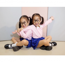 ชุดเด็ก ชิซูกะ เสื้อ+กระโปรง+แว่น