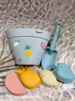 Silicone Beach toy set ชุดถังตักดินซิลิโคนและแม่พิมพ์