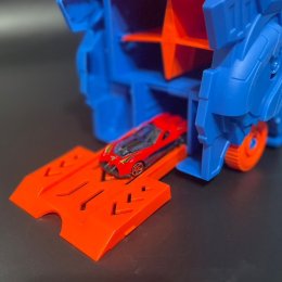 ไดโนเสาร์เขมือบรถ! แถมรถ 10 คัน เปิดออกมาเท่สุดๆ