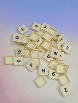 " Happy Puzzle " แท่นเรียงคำศัพท์ภาษาอังกฤษ พร้อมการ์ดรูปภาพ
