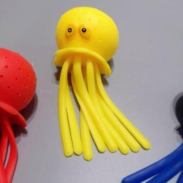 Splash Octopus ปลาหมึกบีบพ่นน้ำได้ ฮิตมากที่เมืองนอก
