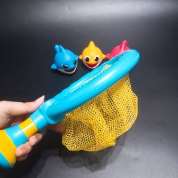 ของเล่นน้ำ Baby shark bath toy set