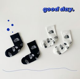 THE NORTH FAKE เซ็ตถุงเท้า 5 คู่ (SOCK109)