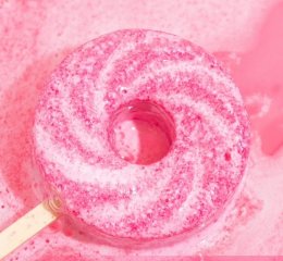 Cotton candy Bathbomb