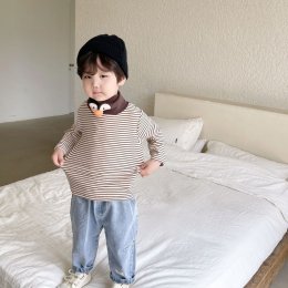 แขนยาวคอเต่าคอการ์ตูน 