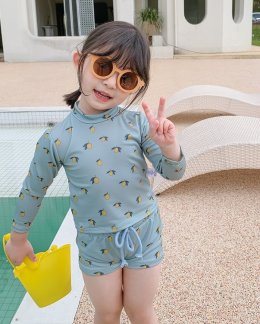 ชุดว่ายน้ำเด็ก lemon lover 3 ชิ้น ( เสื้อ กางเกง หมวก)(SW213)