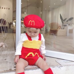 SET เอี๊ยมเฟรนฟราย mc donald + หมวก mc (ไม่มีเสื้อ)