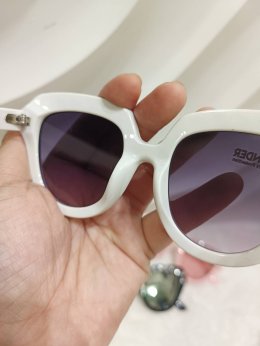 แว่นกันแดดเด็ก Square Diamond