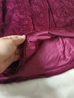 ชุดแฟนซีเด็กแม่มดแดง