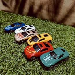 Flash Sale เซ็ตรถแข่ง 6 คัน