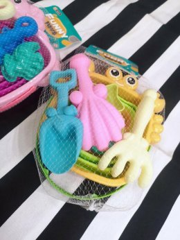 Animal folding bucket ถังตักทรายพับได้ 
