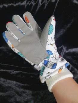 ถุงมือสกีเด็ก แบรนด์ Voloker
