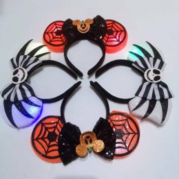 คาดผม Disney มีไฟสุดคิวท์ ใส่แล้ววิบวับรับฮาโลวีน