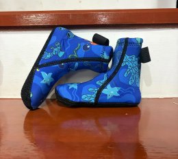 รองเท้าเดินชายหาดเด็ก kid Beach shoe รุ่นใหม่ beach boot 