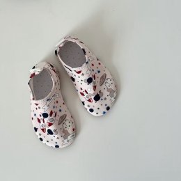 Vintage beach shoe for kids รองเท้าเดินชายหาดวินเทจ