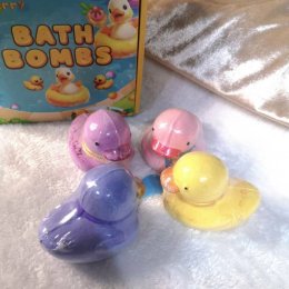 เซ็ตบาธบอม 4 ตัว Ducky Bath Bombs Setกลิ่นหอม