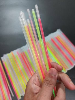 แท่งเรืองแสงDIY 100 ชิ้นแถมตัวเชื่อมฟรี! 