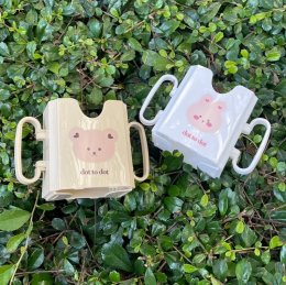 Milk pack holder ที่ใส่กล่องนมกันบีบกล่อง
