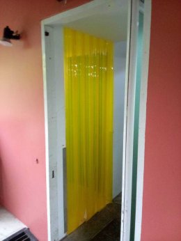 จำหน่าย และติดตั้งม่านกันแมลง ม่านทนเย็น ม่านอากาศ