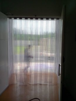 จำหน่าย และติดตั้งม่านกันแมลง ม่านทนเย็น ม่านอากาศ