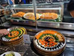 ล่องเรือเจ้าพระยา CARNIVAL RIVERSIDE CRUISE