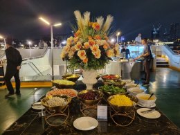 ล่องเรือเจ้าพระยา CARNIVAL RIVERSIDE CRUISE