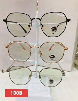 กดที่นี่เพื่อเข้าดูแบบ แว่นตากรองแสง เลนส์ออโต้