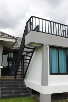 บ้านชมดาว
