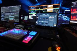 PUN Bandage - The 1st Concert - Full LED Mapping & Multi-Screen Control